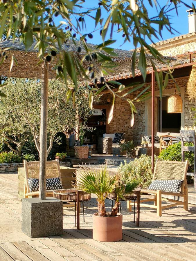 Villa Cabrida Cabrieres-d'Avignon ภายนอก รูปภาพ